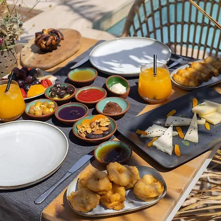 Panjur Cunda Hotel *